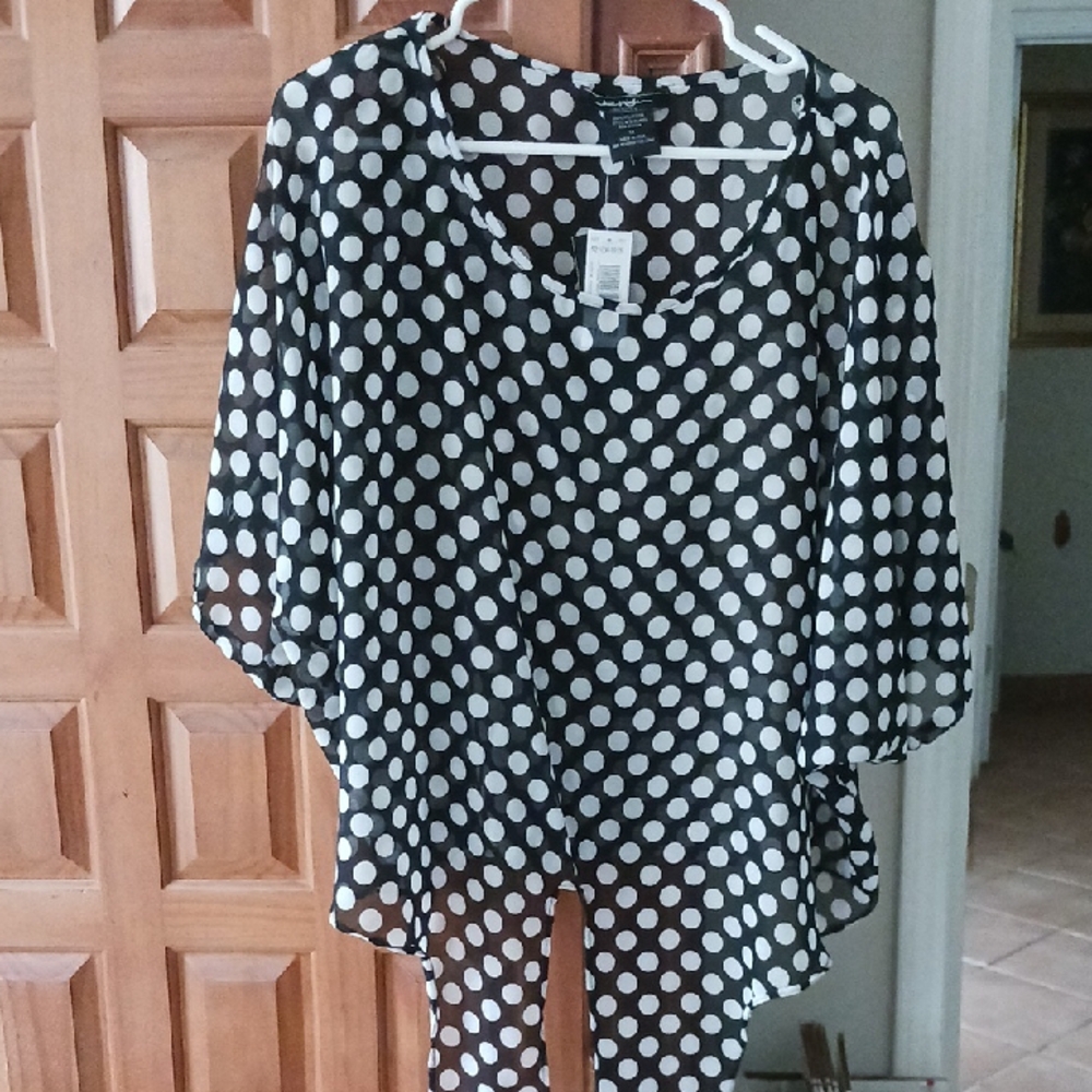 NWT Chic Black and White Polka Dot Blouse